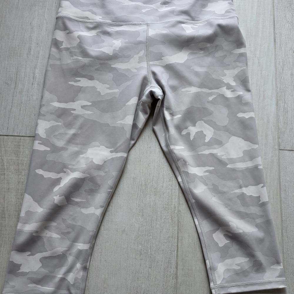Athleta Elation Camo Crop Leggings